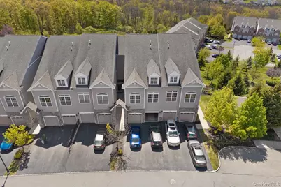 1707 Hawthorn Way, New Windsor, NY 12553 - Photo 33