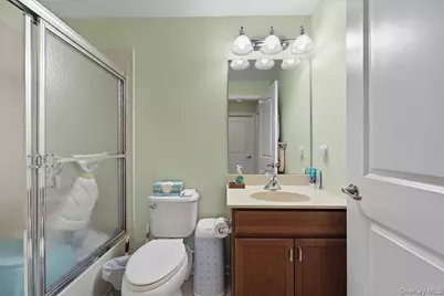 1707 Hawthorn Way, New Windsor, NY 12553 - Photo 19