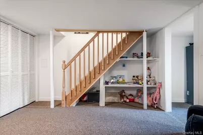65-17 78th Avenue, Glendale, NY 11385 - Photo 33