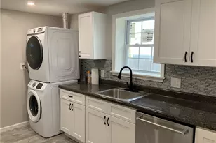 754 Broadway, Newburgh, NY 12550 - Photo 3