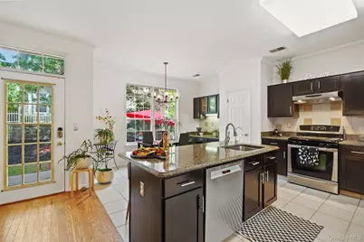36 Scofield Court, Peekskill, NY 10566 - Photo 11