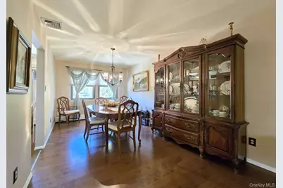 76 Webster Avenue, Ronkonkoma, NY 11779 - Photo 9
