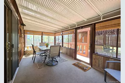76 Webster Avenue, Ronkonkoma, NY 11779 - Photo 19