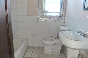 114-36 176th St, Jamaica, NY 11434 - Photo 9