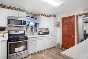 222-26 93rd Ave, Queens Village, NY 11428 - Photo 9