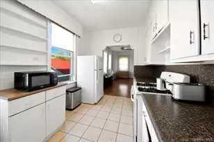 2041 Hobart Ave, Bronx, NY 10461 - Photo 13