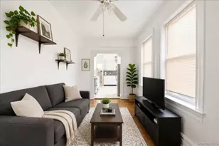 2041 Hobart Ave, Bronx, NY 10461 - Photo 17