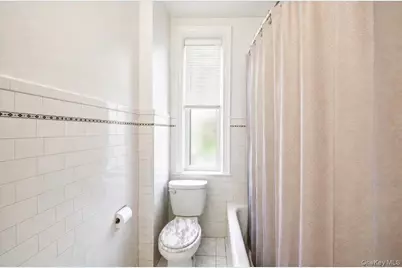 2041 Hobart Avenue, Bronx, NY 10461 - Photo 15