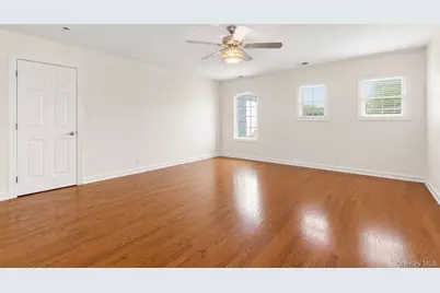 1 Daniels Way, Bay Shore, NY 11706 - Photo 13