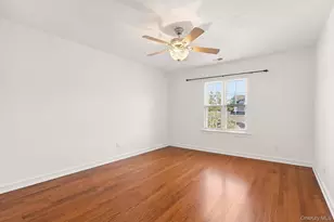 1 Daniels Wy, Bay Shore, NY 11706 - Photo 17