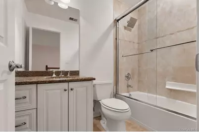 1 Daniels Way, Bay Shore, NY 11706 - Photo 21