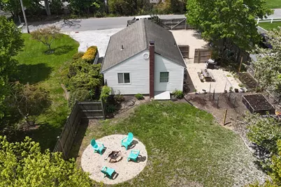 359 Moffitt Boulevard, Islip, NY 11751 - Photo 15