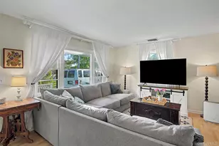 359 Moffitt Blvd, Islip, NY 11751 - Photo 3