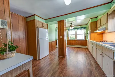 375 Latham Road, Mineola, NY 11501 - Photo 17