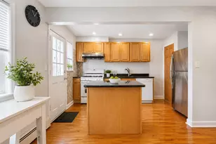 110-49 64th Rd, Forest Hills, NY 11375 - Photo 9