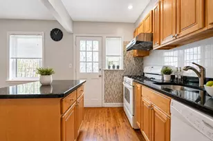 110-49 64th Rd, Forest Hills, NY 11375 - Photo 11