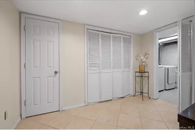 1 Sandra Court, Glen Cove, NY 11542 - Photo 29