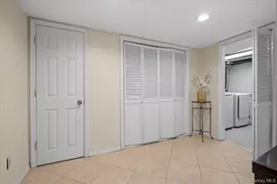 1 Sandra Ct, Glen Cove, NY 11542 - Photo 29