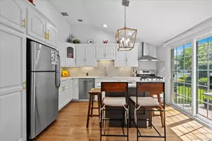 1 Sandra Ct, Glen Cove, NY 11542 - Photo 11