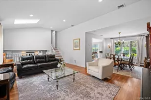 1 Sandra Ct, Glen Cove, NY 11542 - Photo 5
