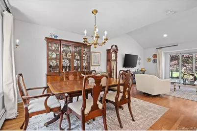 1 Sandra Court, Glen Cove, NY 11542 - Photo 7