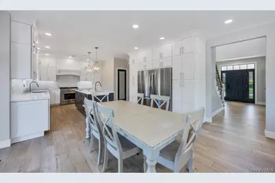 25 Maidstone Lane, Wading River, NY 11792 - Photo 11