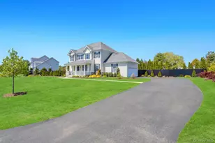 25 Maidstone Ln, Wading River, NY 11792 - Photo 3
