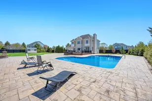 25 Maidstone Ln, Wading River, NY 11792 - Photo 43