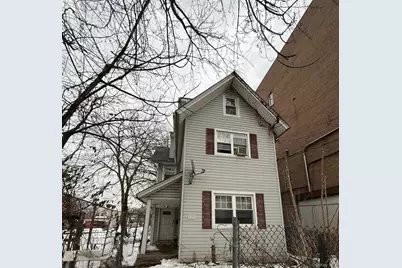 39 Maple Avenue, New York, NY 10302 - Photo 1