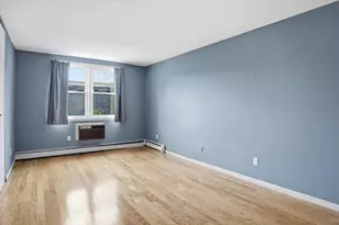 570 Broadway, Lynbrook, NY 11563 - Photo 9