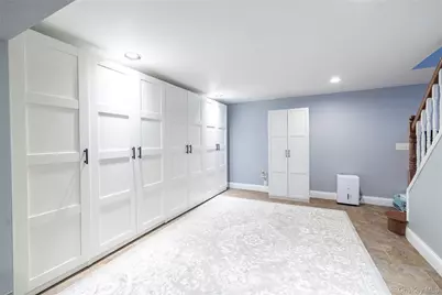 532 Rockaway Street, West Islip, NY 11795 - Photo 13