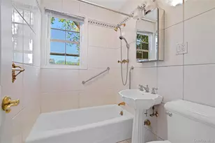 4 Ronny Cir, Hastings on Hudson, NY 10706 - Photo 7