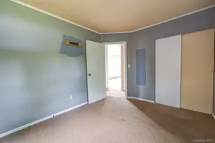 410 3rd Ave, East Northport, NY 11731 - Photo 21