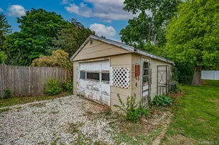 410 3rd Ave, East Northport, NY 11731 - Photo 25