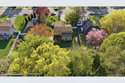 201 Serpentine Lane, Islandia, NY 11749 - Photo 3