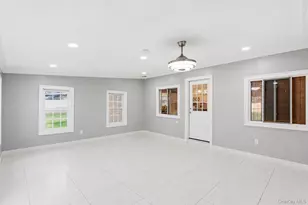 201 Serpentine Ln, Islandia, NY 11749 - Photo 9