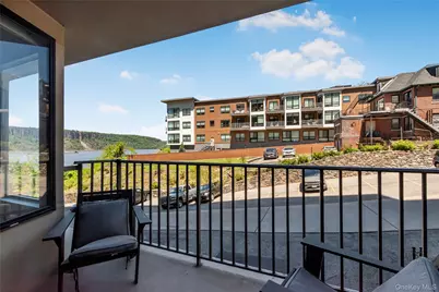 1155 Warburton Avenue #1D, Yonkers, NY 10701 - Photo 11