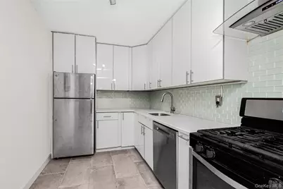 1155 Warburton Avenue #1D, Yonkers, NY 10701 - Photo 5