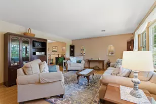 10 Sabin Dr, Airmont, NY 10901 - Photo 9