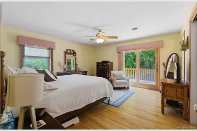 10 Sabin Drive, Airmont, NY 10901 - Photo 17