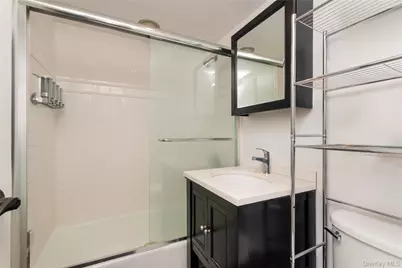 1155 Warburton Avenue #8Y, Yonkers, NY 10701 - Photo 5