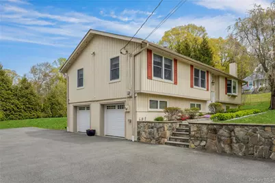 340 Osceola Road, Jefferson Valley, NY 10535 - Photo 5