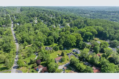 340 Osceola Road, Jefferson Valley, NY 10535 - Photo 43