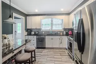 163 N Hamilton St, Poughkeepsie, NY 12601 - Photo 7