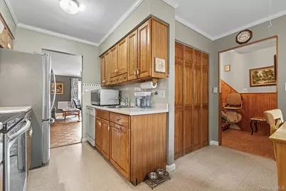 158 Rolling Way, Peekskill, NY 10566 - Photo 7