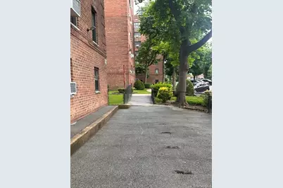 2 Fisher Drive #203, Mount Vernon, NY 10552 - Photo 13