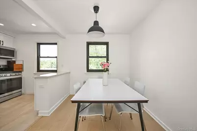 4 East Mill Drive #3E, Great Neck, NY 11021 - Photo 5