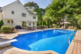 3 Mirabelle Ct, Mount Sinai, NY 11766 - Photo 3