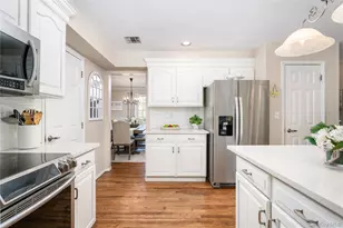 3 Mirabelle Ct, Mount Sinai, NY 11766 - Photo 13