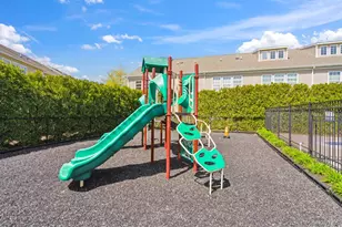 39 Southampton Dr, Massapequa, NY 11758 - Photo 23